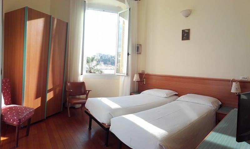 Albergo Bandoni Rapallo Dış mekan fotoğraf